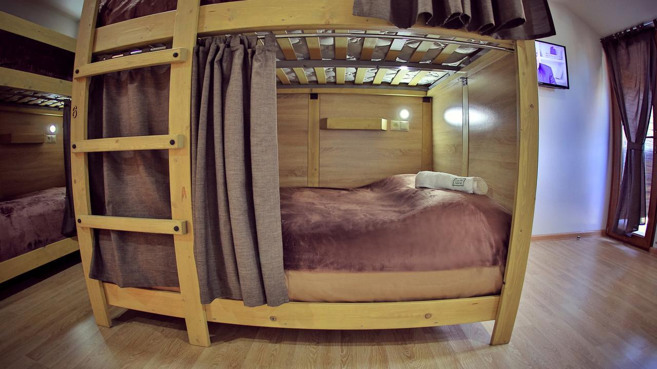 Hostel Jupiter ツァグカゾール エクステリア 写真